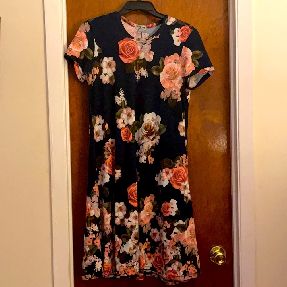 Navy Floral Casual Dress